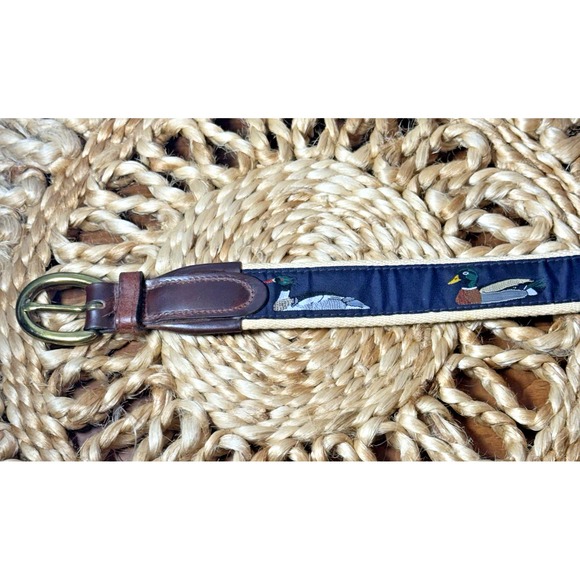 Vintage 90s Duck Ribbon Belt Size 35 Mallard Hunting Preppy Leather Brass Buckle - Picture 3 of 8